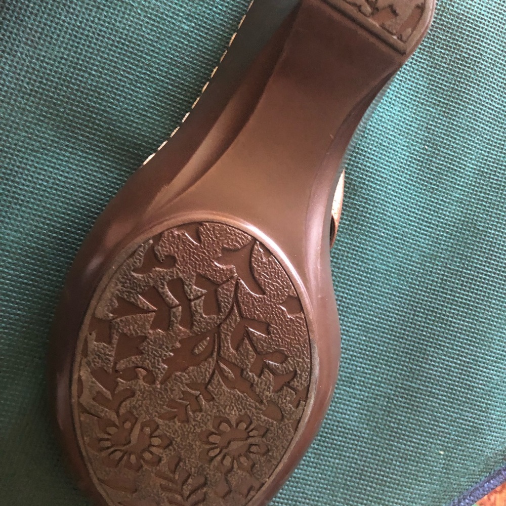 Wedge Sandals - Picture 4 of 5